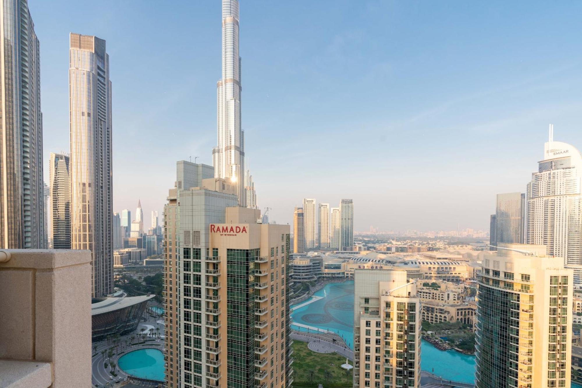 Luxury 2Br Downtown Apt With Burj Khalifa Views Dubai Exterior photo